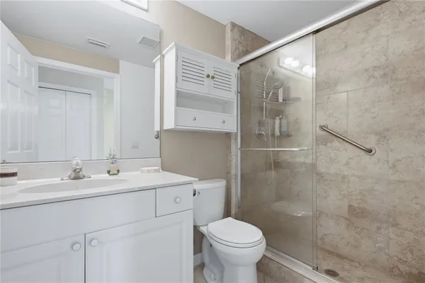 Property Slideshow image 3 of 18 | 3010 meandering way 101, Fort Myers, FL, 33905