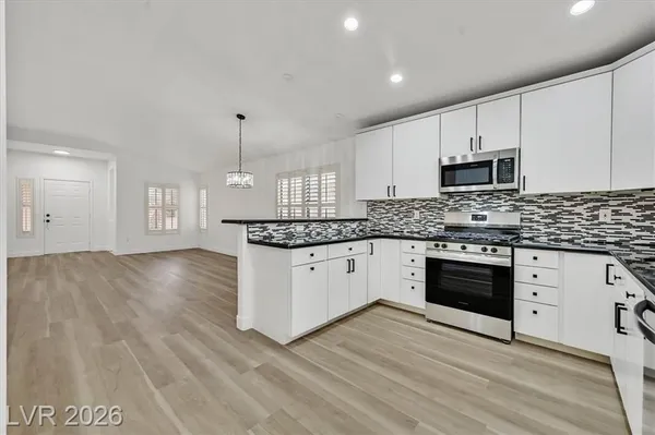 Property Slideshow image 3 of 39 | 2107 high mesa dr, Henderson, NV, 89012