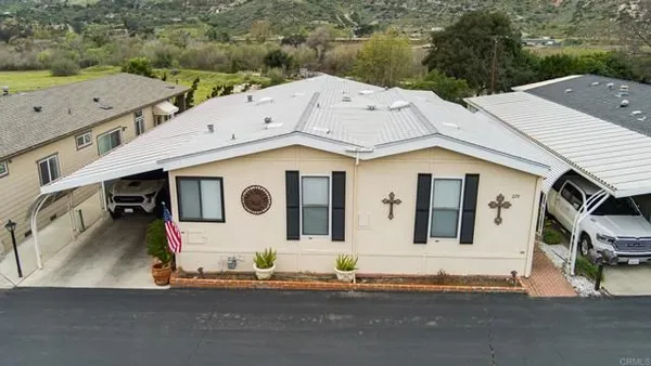 Property Slideshow image 2 of 65 | 4650 dulin rd spc 229, Fallbrook, CA, 92028