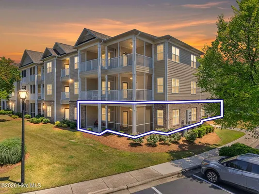 Property Slideshow image 2 of 56 | 221 woodlands way 6, Calabash, NC, 28467