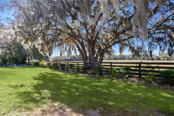 Property Slideshow image 2 of 34 | 8089 se 174th belhaven loop, The Villages, FL, 32162