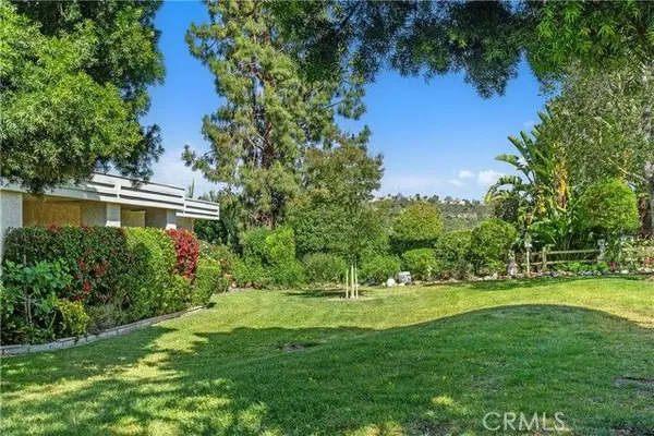 Property Slideshow image 3 of 54 | 5587 via dicha b, Laguna Woods, CA, 92637
