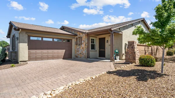 Property Slideshow image 2 of 37 | 7722 e lavender loop, Prescott Valley, AZ, 86315