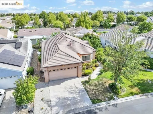 Property Slideshow image 3 of 28 | 716 turnberry ter, Rio Vista, CA, 94571