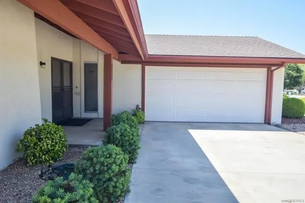 Property Slideshow image 3 of 56 | 16734 bernardo oaks dr, San Diego, CA, 92128