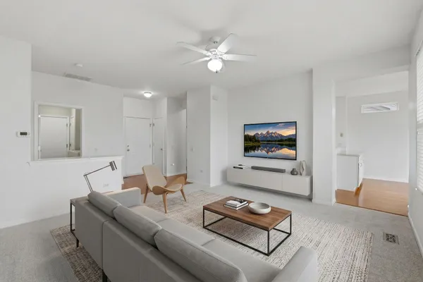 Property Slideshow image 3 of 27 | 12333 black oak trl, Huntley, IL, 60142