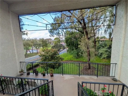 Property Slideshow image 3 of 35 | 5499 paseo del lago 3c, Laguna Woods, CA, 92637