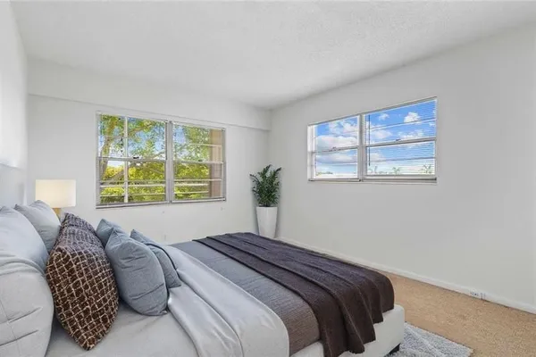 Property Slideshow image 3 of 26 | 410 fanshaw j # 410, Boca Raton, FL, 33434