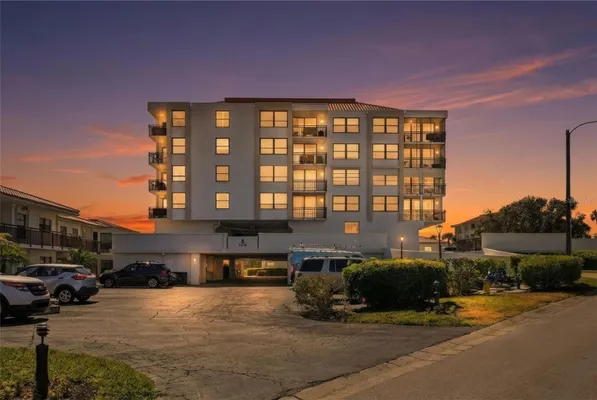 Property Slideshow image 2 of 35 | 6210 sun blvd apt 211, St Petersburg, FL, 33715