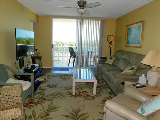 Property Slideshow image 2 of 60 | 9 forbes pl 310, Dunedin, FL, 34698
