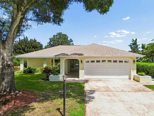 Property Slideshow image 2 of 85 | 1591 longford dr, Palm Harbor, FL, 34684