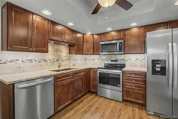 Property Slideshow image 2 of 44 | 13952 e marina dr 302, Aurora, CO, 80014