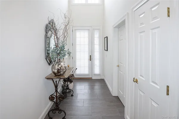 Property Slideshow image 2 of 33 | 701 balfour pl, Huntington, NY, 11747