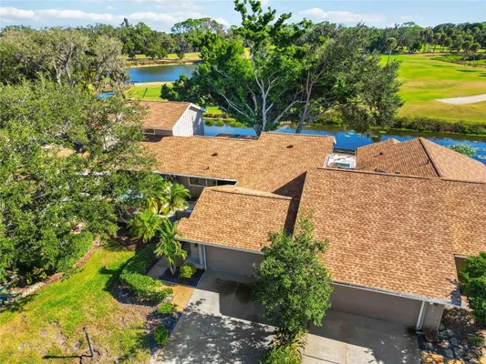 Property Slideshow image 2 of 41 | 4617 forest wood trl # 8, Sarasota, FL, 34241