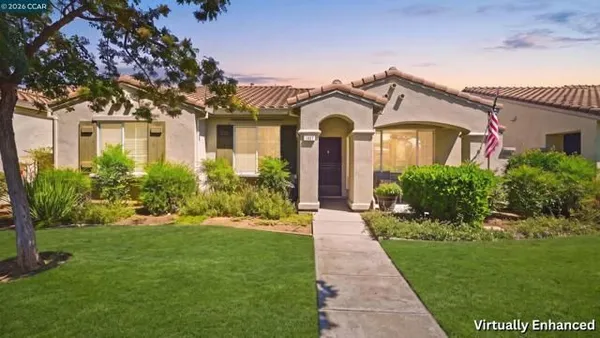 Property Slideshow image 2 of 28 | 1335 cypress ct, Gilroy, CA, 95020