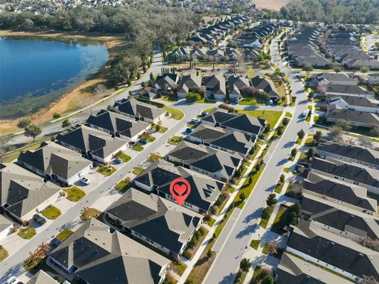 Property Slideshow image 2 of 49 | 13908 kingfisher glen dr, Lithia, FL, 33547