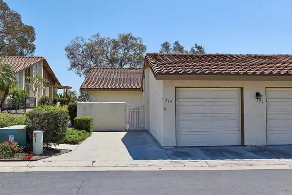 Property Slideshow image 3 of 25 | 319 volney ln, Encinitas, CA, 92024