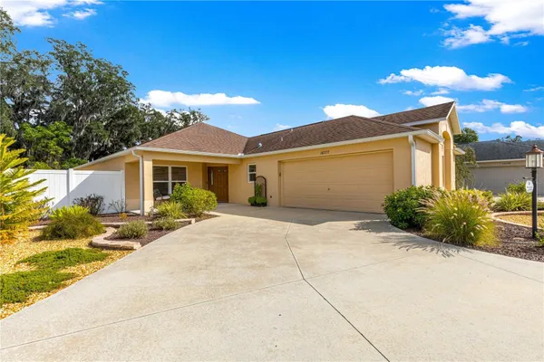 Property Slideshow image 2 of 69 | 16777 se 74 soulliere ave, The Villages, FL, 32162