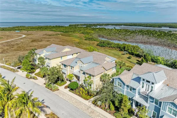 Property Slideshow image 2 of 100 | 229 sapphire lake dr 101, Bradenton, FL, 34209