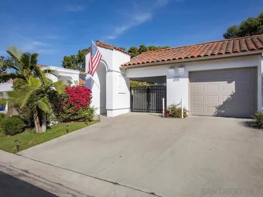 Property Slideshow image 3 of 46 | 4710 galicia way, Oceanside, CA, 92056