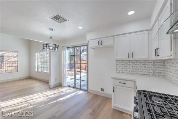 Property Slideshow image 3 of 40 | 5213 tamanar dr, Las Vegas, NV, 89130