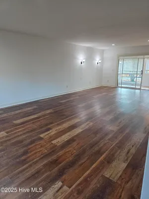 Property Slideshow image 3 of 17 | 44 village green cir, Southern Pines, NC, 28387