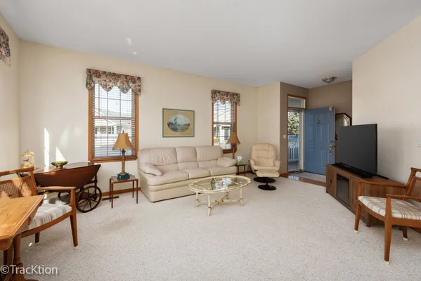 Property Slideshow image 3 of 15 | 21456 wolf lake way, Crest Hill, IL, 60403