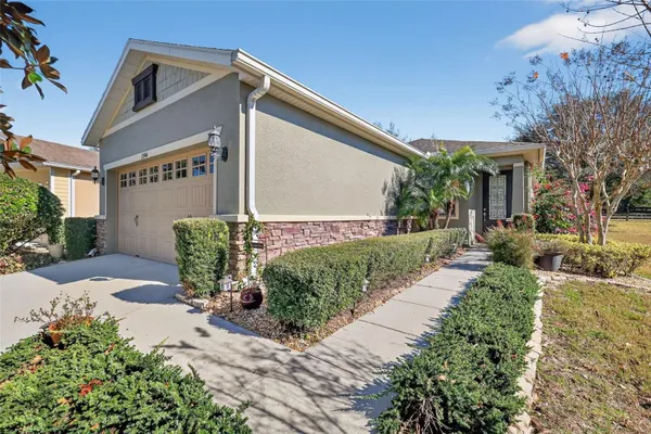 Property Slideshow image 3 of 57 | 21944 belgian ct, Mount Dora, FL, 32757