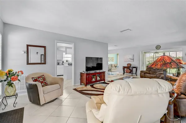 Property Slideshow image 3 of 47 | 7128 w country club dr, Sarasota, FL, 34243