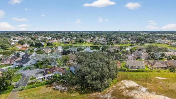 Property Slideshow image 3 of 35 | 318 del mar dr, The Villages, FL, 32159