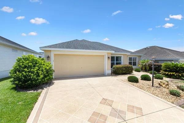 Property Slideshow image 2 of 43 | 3104 blackstock way, The Villages, FL, 32163