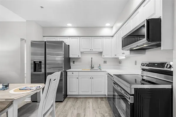 Property Slideshow image 3 of 45 | 2060 matecumbe key rd unit 2307, Punta Gorda, FL, 33955