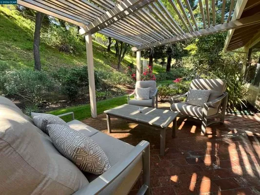 Property Slideshow image 3 of 37 | 2733 ptarmigan dr 2, Walnut Creek, CA, 94595