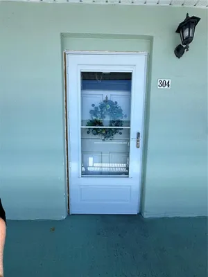 Property Slideshow image 2 of 12 | 5935 30th ave 304, Gulfport, FL, 33707