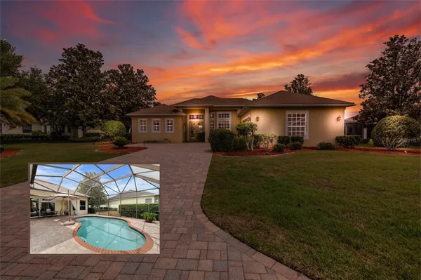 Property Slideshow image 2 of 61 | 8308 mobile cir, Weeki Wachee, FL, 34613