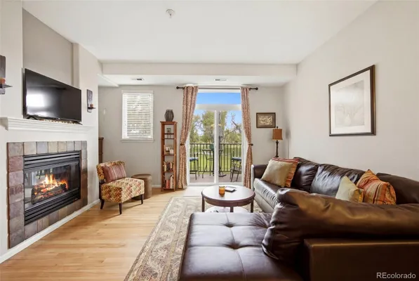 Property Slideshow image 2 of 29 | 2945 w riverwalk cir a, Littleton, CO, 80123
