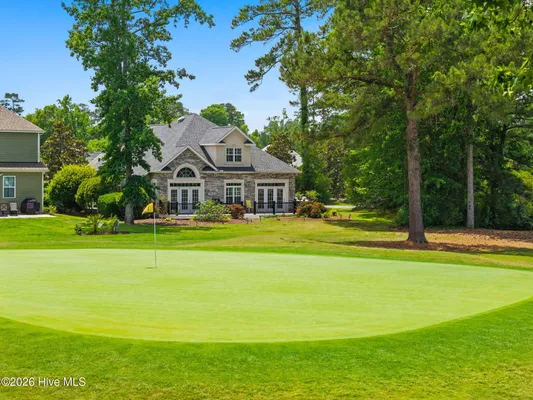 Property Slideshow image 2 of 43 | 8872 broughton pl, Calabash, NC, 28467