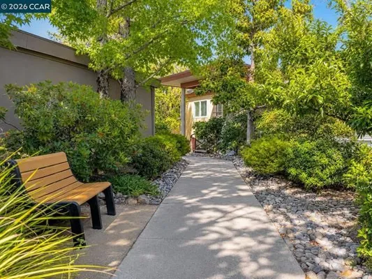 Property Slideshow image 2 of 26 | 1208 skycrest dr 5, Walnut Creek, CA, 94595