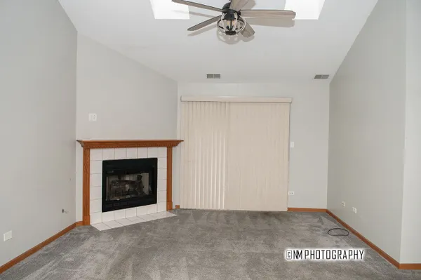 Property Slideshow image 2 of 10 | 6430 pine cone dr apt 4, Tinley Park, IL, 60477