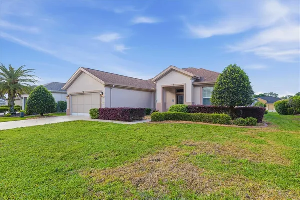 Property Slideshow image 3 of 60 | 11731 se 91st cir, Summerfield, FL, 34491