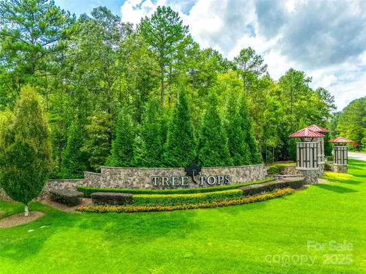 Property Slideshow image 2 of 43 | 3158 arches bluff cir, Lancaster, SC, 29720