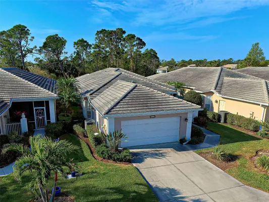 Property Slideshow image 2 of 59 | 1586 monarch dr 1586, Venice, FL, 34293