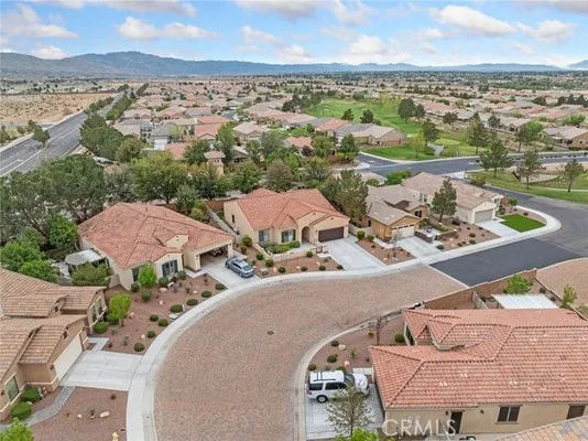 Property Slideshow image 3 of 49 | 10717 cumberland ct, Apple Valley, CA, 92308