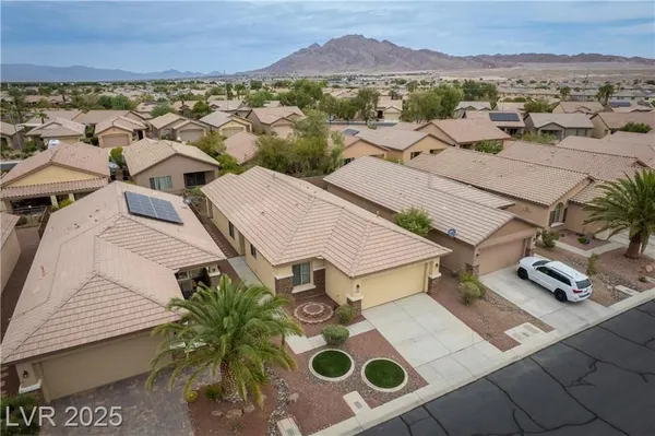 Property Slideshow image 2 of 46 | 6096 saddle horse ave, Las Vegas, NV, 89122
