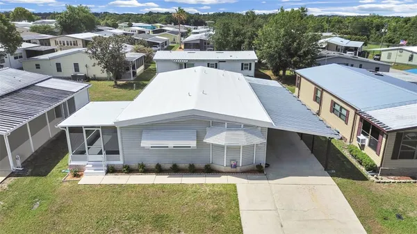 Property Slideshow image 3 of 37 | 1779 fox hill dr, Lakeland, FL, 33810