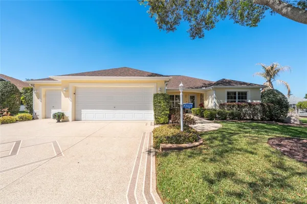 Property Slideshow image 2 of 54 | 17760 se 85th causton ct, The Villages, FL, 32162