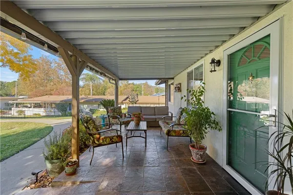 Property Slideshow image 3 of 28 | 19348 avenue of the oaks, Newhall, CA, 91321