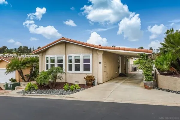 Property Slideshow image 2 of 59 | 2010 w san marcos blvd 54, San Marcos, CA, 92078