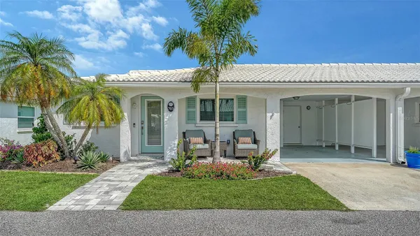 Property Slideshow image 2 of 70 | 703 spanish dr, Longboat Key, FL, 34228