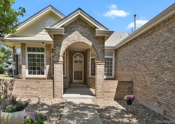 Property Slideshow image 3 of 37 | 5269 shetland ct, Highlands Ranch, CO, 80130